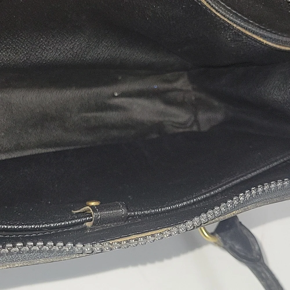 Dooney & Bourke used very